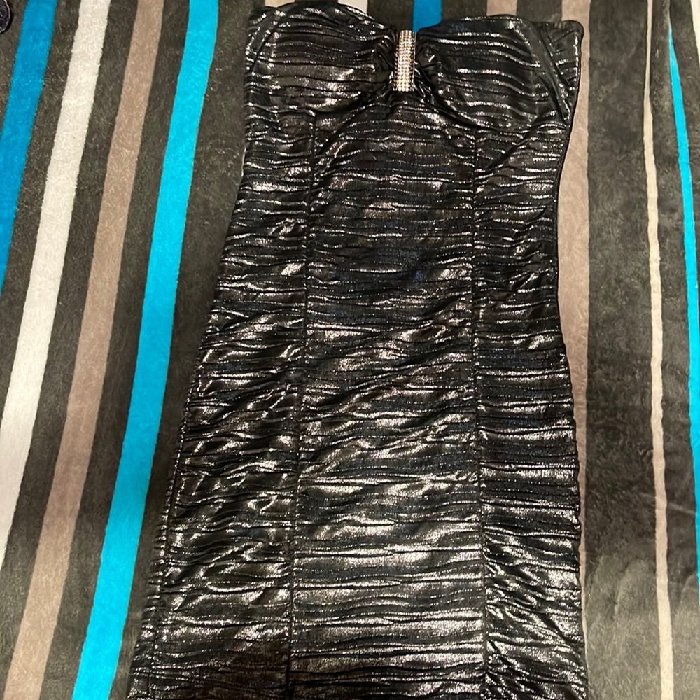 Strapless dress